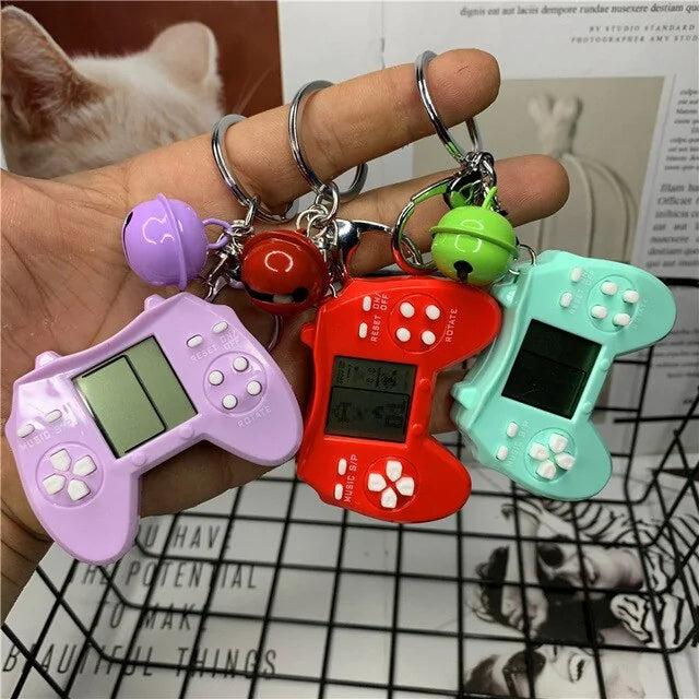 Retro Game Console Keychain Built-in 7 Games